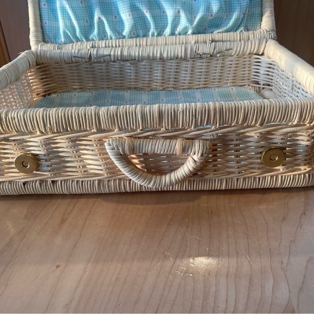 Bitty Baby suitcase - Picture 2 of 10